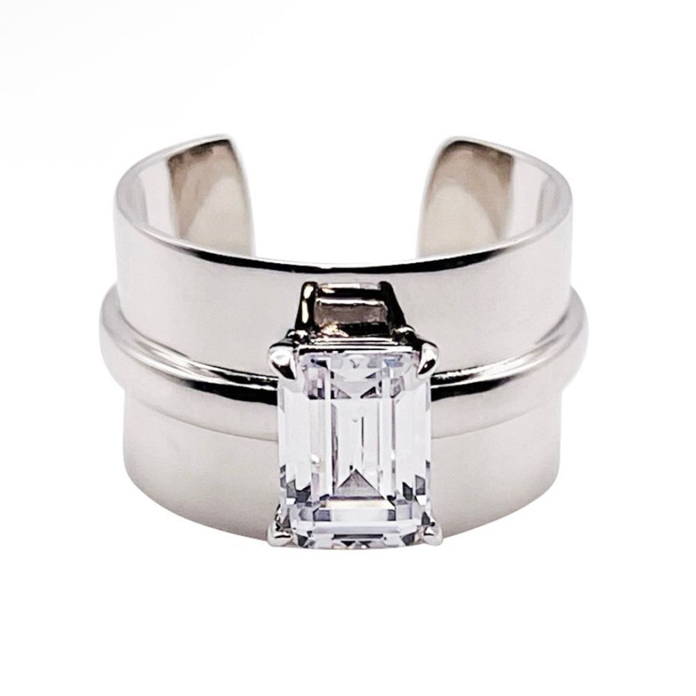 NWOT Lisa Freede Adjustable Emerald Cut Cubic Zirconia Stone Cigar Band Ring OS